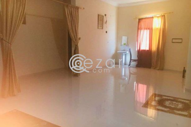 FULL FURNISHED LUXERY 1BHK WAKARA - صورة %index%