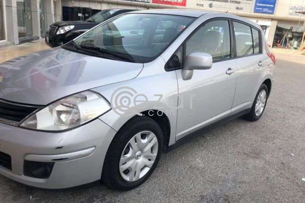 Nissan Tiida photo 3