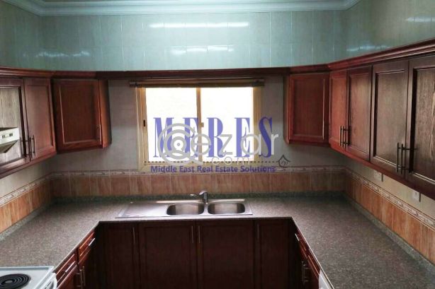 3 Bedroom Semi Furnished Compound Villa in Muaither - صورة %index%