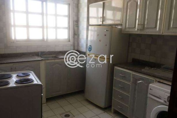 2 BHK Unfurnished Flat in Bin Mahmoud photo %index%
