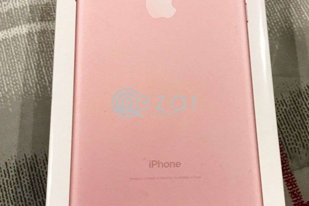 Apple iPhone 7 PlusBrand New - Sealed - Unlocked photo 1