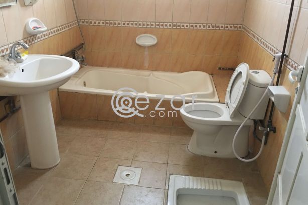 Flat Rent For Family(Hilal)Unfurnished photo %index%