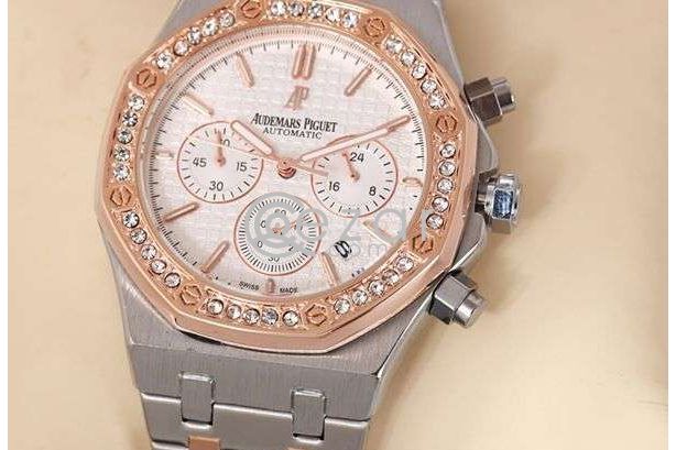 Watch Price 250 each photo 6