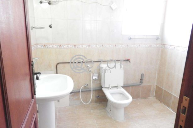 NO COMMISSION! 3 bedroom in Old Al Ghanim near AL Watan Center photo %index%