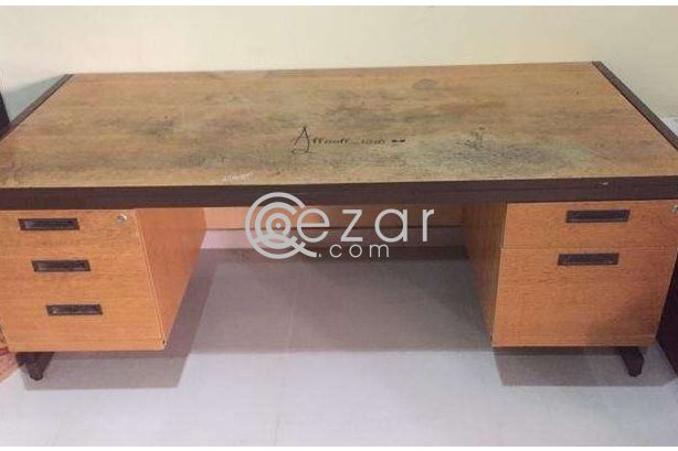 Good quality office type table photo 1