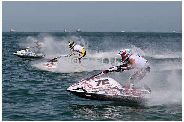 Jet skiing rentals - صورة 2