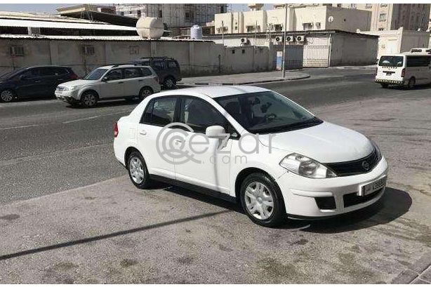 Nissan Tiida 2011 model for sale photo 1