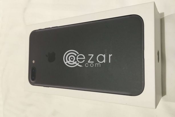 Apple iPhone 7 Plus 32Gb (Black) photo 2