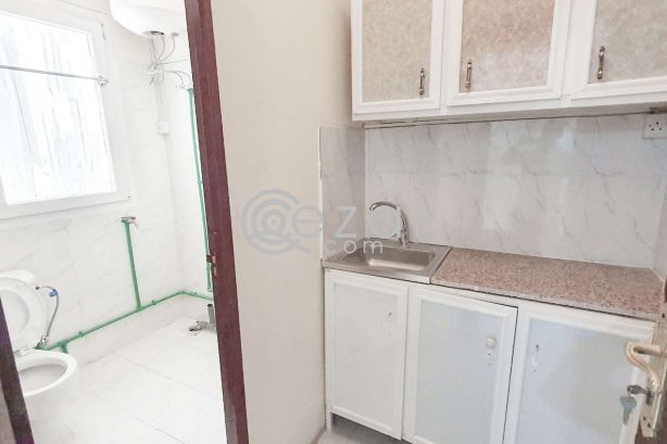"Modern Studio Room for Rent in Al Duhail" photo %index%