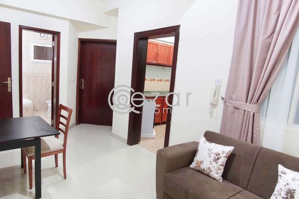 Fully Furnished 1BHK in Umm Ghuwailina - صورة %index%