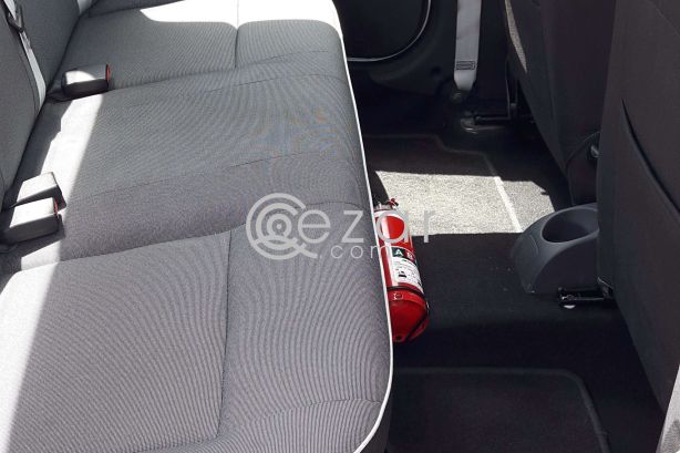 Renault Logan 2013 As New In Perfect Condition photo 5