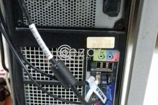 DELL Desktop Computer With Sony earphone photo 2