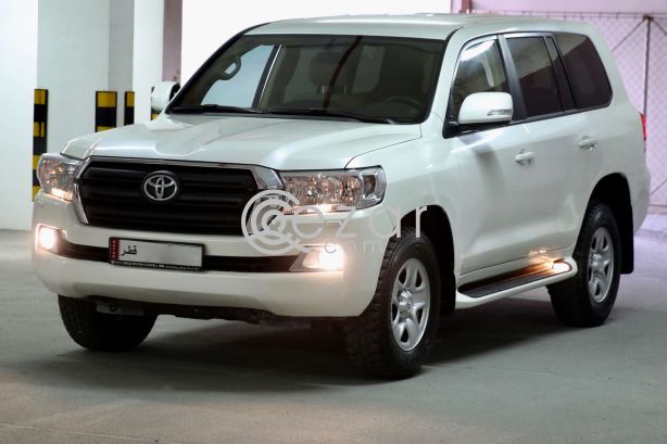TOYOTA LAND CRUISER 2016 NEW SHAPE photo 4