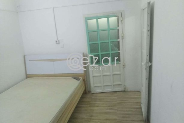 READY TO OCCUPY 1 BHK FURNISHED FAMILY ROOM FOR RENT NEAR AL MANSOURA METRO -DOHA photo %index%