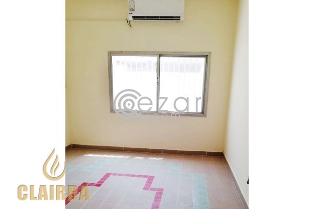 Spacious, Clean and Renovated 6 BR Villa - صورة %index%