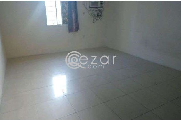 FAMILY ROOM FOR RENT - صورة %index%