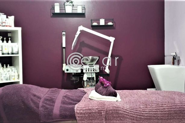 Established Ladies Salon for Sale photo %index%