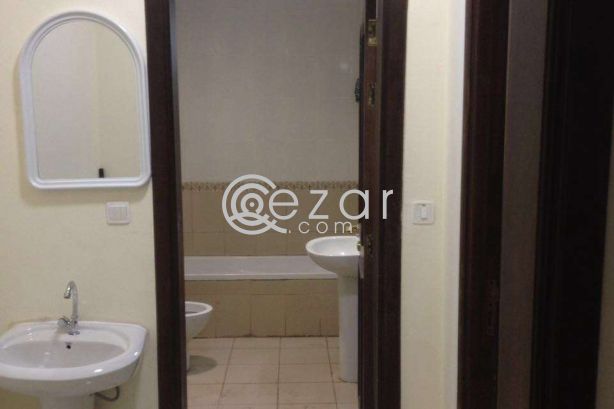 Executive bed space available photo 10