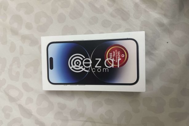 Brand new iPhone 14 pro 256gb photo 1