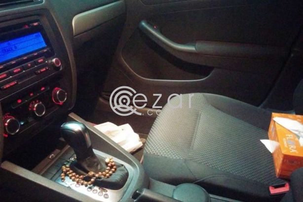 2012 Volkswagen Jetta under warranty ,perfect - صورة 3