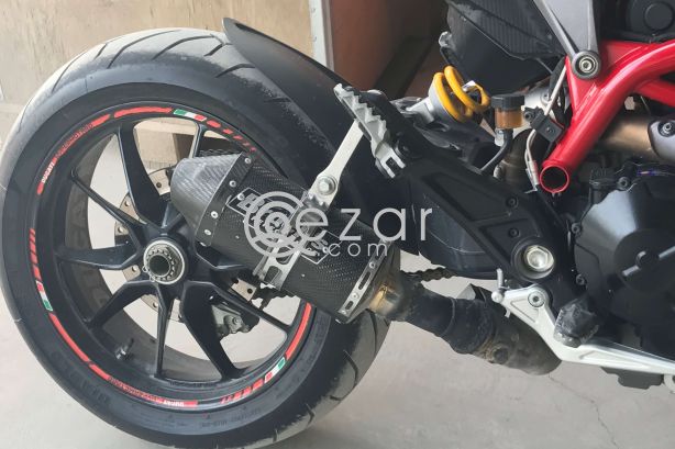 Hypermotard 821 ( 2013 Model ) photo 4