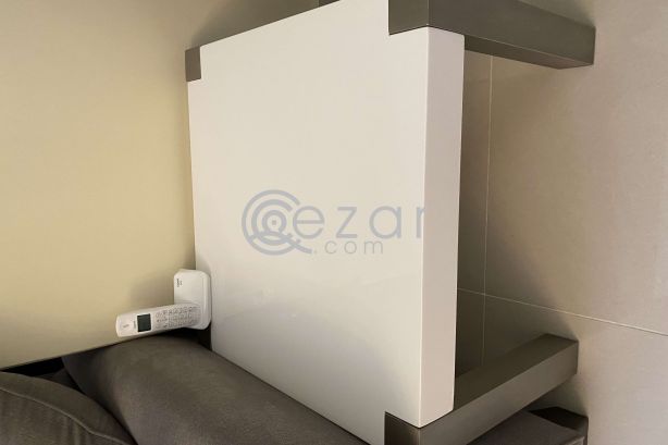 Coffee table and End table photo 1