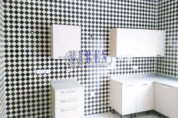 5 Bedroom Stand Alone Villa in Al Waab - صورة %index%