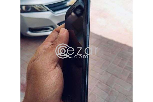 I phone 7 jet black 32gb photo 5