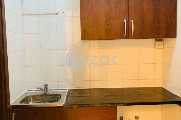 Affordable Studio Room Available in Al Duhail - صورة %index%