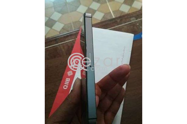 iPhone 5S 32gb with good condition photo 2