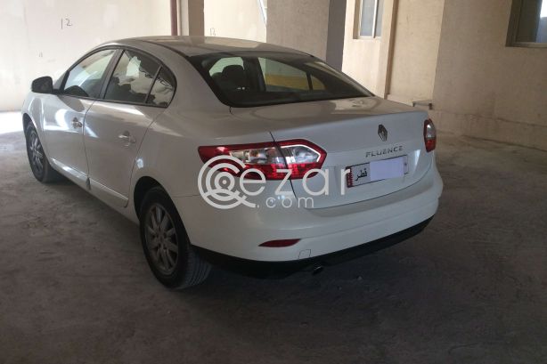 Renault Fluence 2012 white - صورة 2