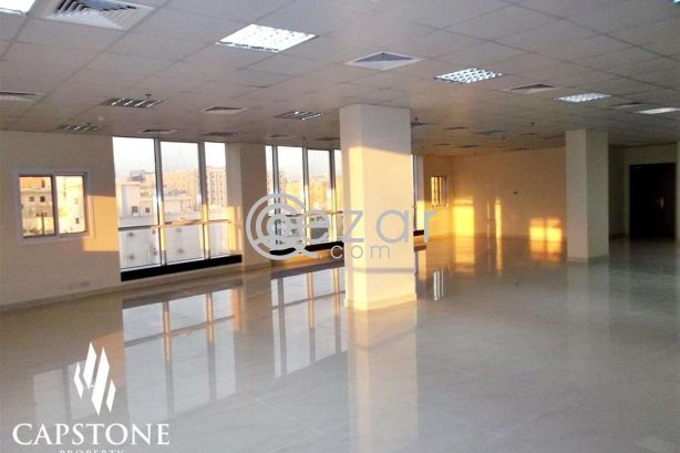 Spacious Office Space located in Najma photo %index%
