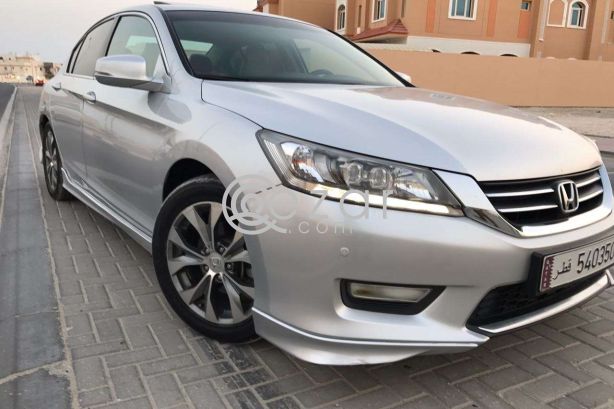 Honda accord 2013 (full option) photo 4
