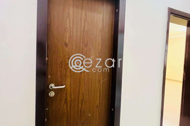 Affordable 2BHK Flat – Fereej Kulaib Area - صورة %index%