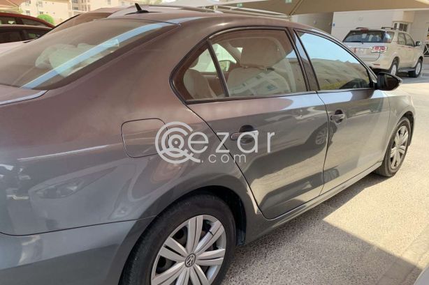 Volkswagen 2016 Lady Driven with Valid Full Insurance and Estimara photo 3