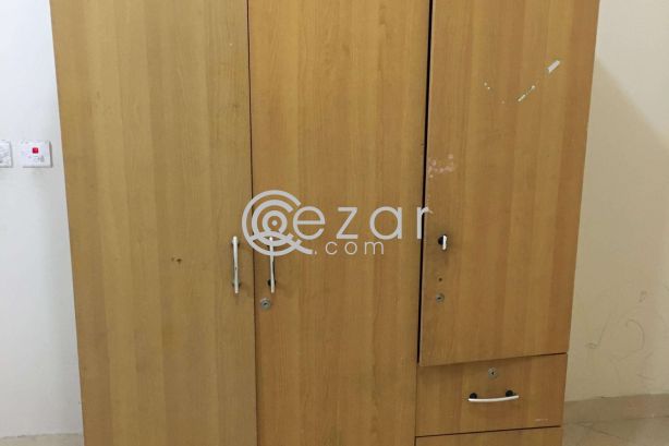 3 doors wardrobe photo 1