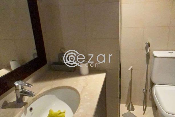 Semi furnished studio in the pearl ( Porto Arabia ) - صورة %index%