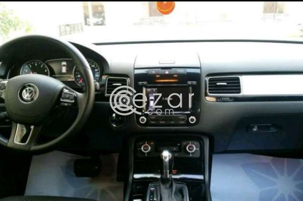 VolksWagen Touareg - 2012 Model - صورة 3