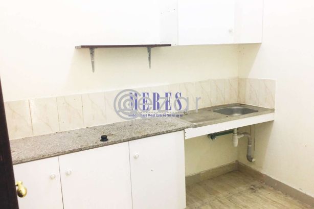 1 BHK Unfurnished in Abu Hamour - صورة %index%