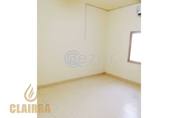 Spacious, Clean and Renovated 6 BR Villa - صورة %index%