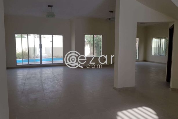 Gorgeous Compound Villa with a Pool - صورة %index%