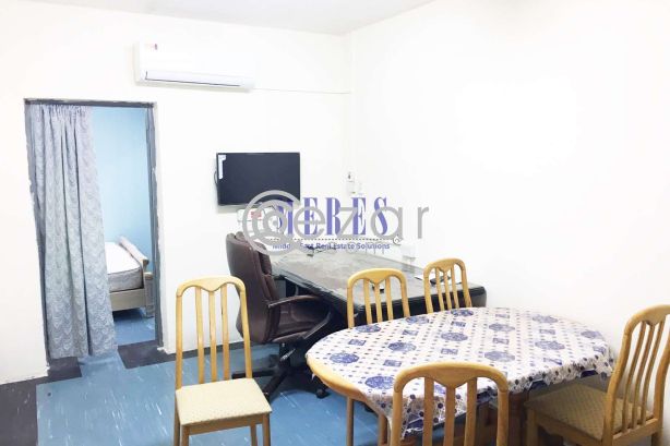 1 BHK in a Compound in Old Airport photo %index%