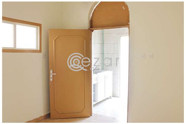 Unfurnished 1BHK Flats - for Bachelors photo %index%