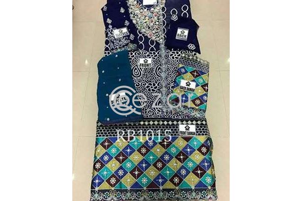 On hand heavy and Lawn dresses photo 6