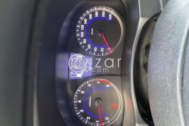 Hyundai Accent - صورة 7