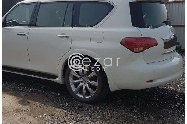 VIP Infiniti QX56 2011 perfect condition photo 7