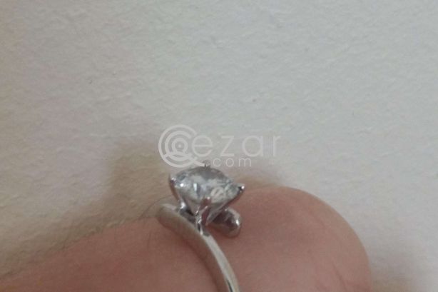 Gorgeous Diamond Ring photo 3