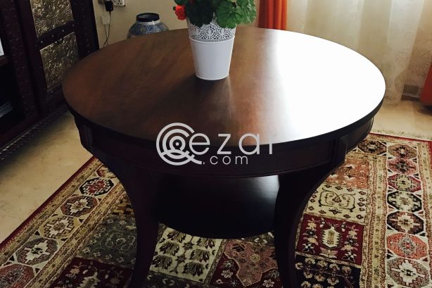 ROUND TABLE **RECEPTION STYLE** photo 1