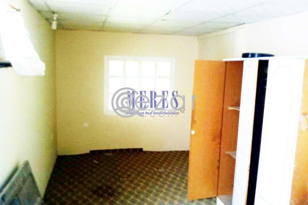 5 Bedroom Villa in Mamoura - صورة %index%