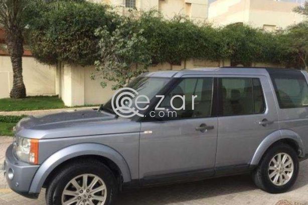 2009 Land Rover LR3 HSE photo 2